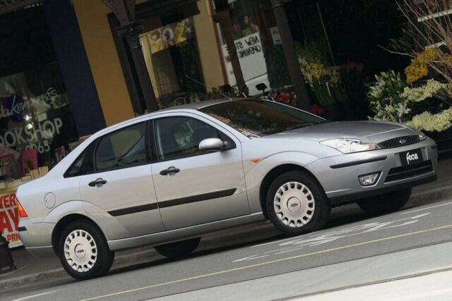ford focus sedan 2007 2008