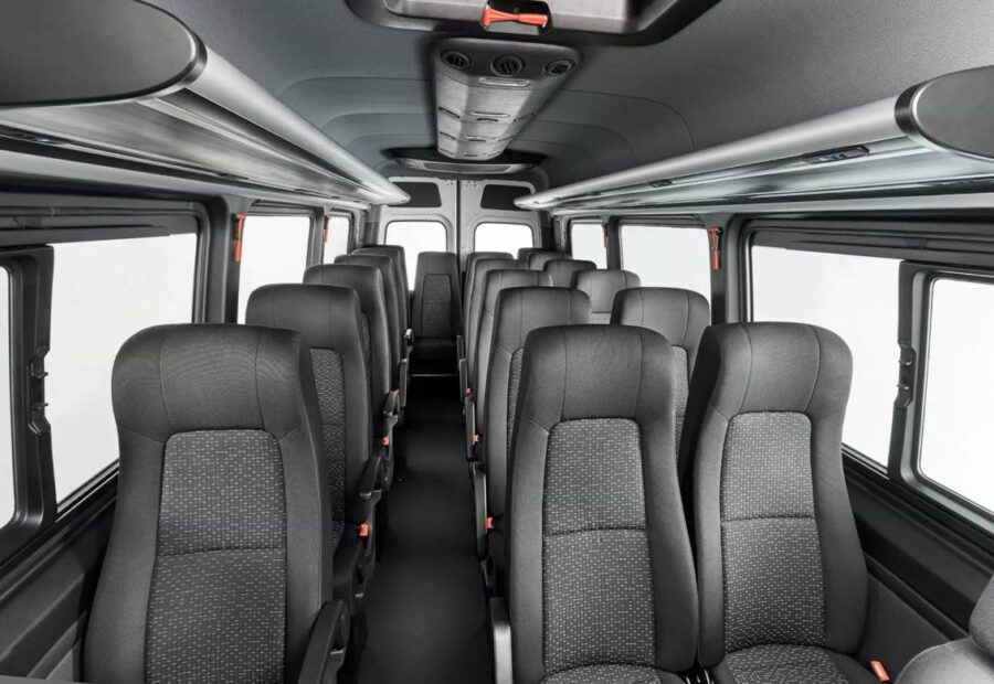 Mercedes Sprinter 2026 - Conheça versões, equipamentos, preços e detalhes técnicos 3 mercedes sprinter 19 lugares interior