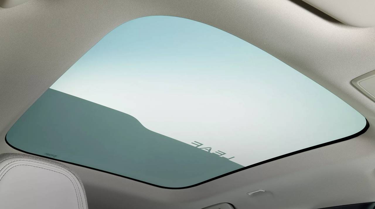 interior nissan leaf 2026