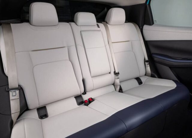 Nissan Leaf 2026 interior banco traseiro