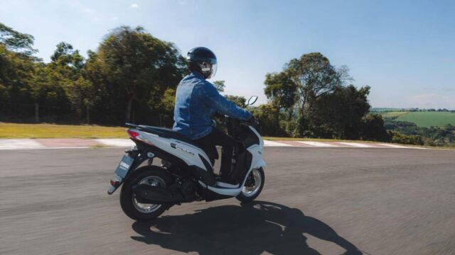 Yamaha Fluo Hybrid Connected