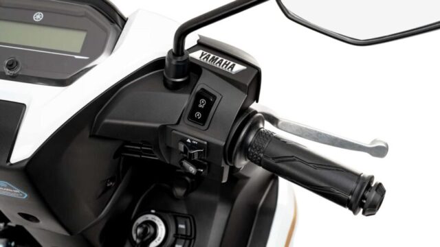 Yamaha Fluo Hybrid Connected 2025