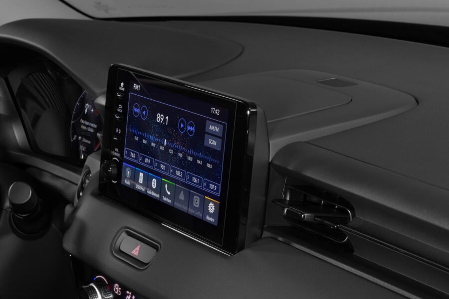 Novo Honda HR-V 2026 é lançado no Brasil, confira o que mudou, versões e preços 4 Honda HR-V 2026 central multimidia