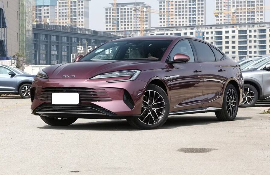 BYD Seal 2026 terá versão híbrida de 270 cv capaz de fazer 29 km/l no Brasil 7 byd seal 07
