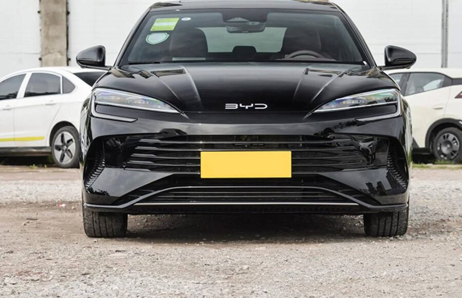 BYD Seal 2026 terá versão híbrida de 270 cv capaz de fazer 29 km/l no Brasil 11 byd seal hibrido