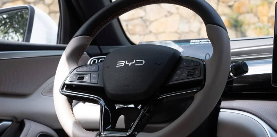 BYD Song Pro 2026 corrige sua principal falha e parte de R$ 199.990 6 interior byd song pro 2026