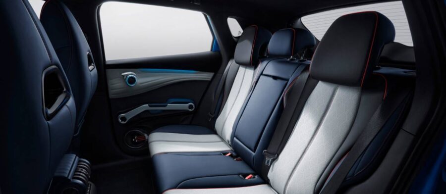 BYD Yuan Plus 2026 chega com poucas novidades por R$ 235.800 3 BYD Yuan Plus 2026 interior banco traseiro