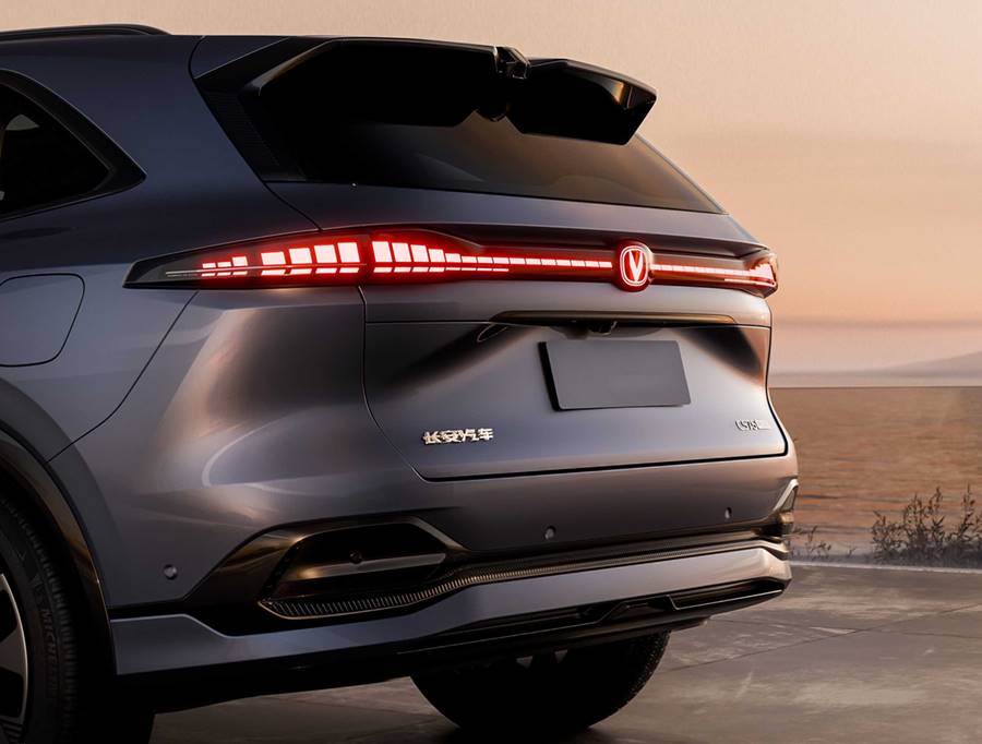 Changan CS75 já está em teste no Brasil e virá para enfrentar Jeep, BYD, Chery e Haval 5 changan cs75 traseira