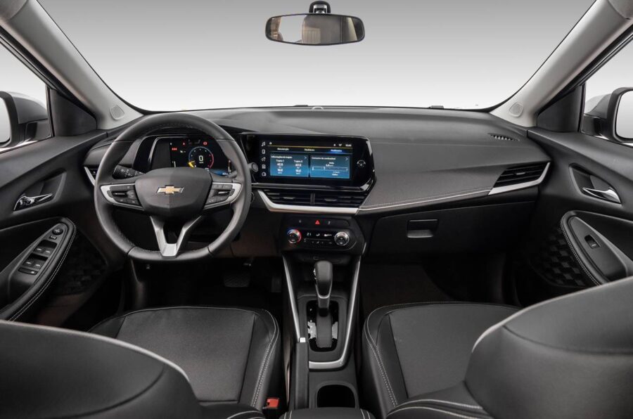 Chevrolet Montana 2026 chega com novo painel e novas rodas de liga leve, confira os preços 5 interior chevrolet montana 2026