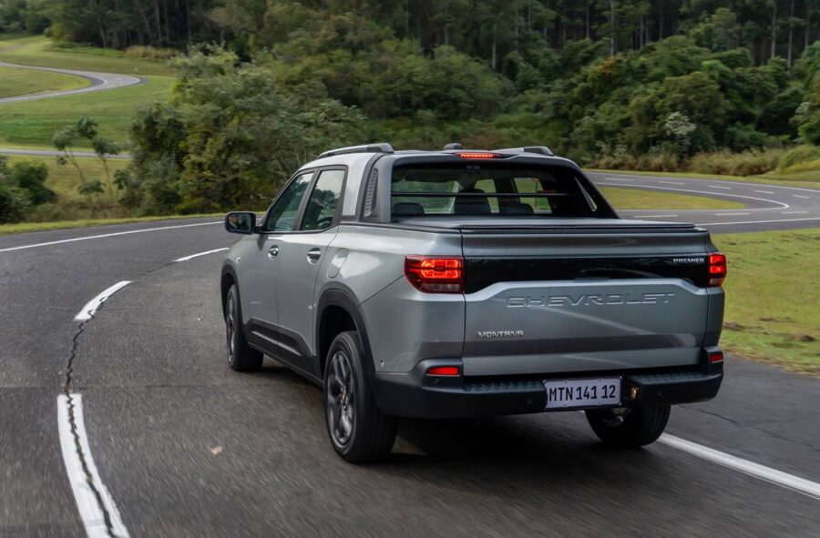 Chevrolet Montana 2026 chega com novo painel e novas rodas de liga leve, confira os preços 13 chevrolet montana 2026