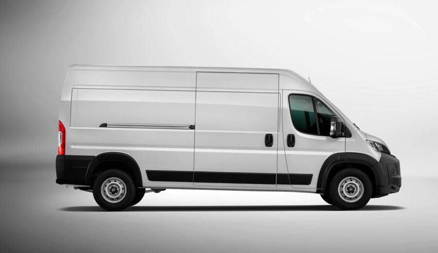 Citroën Jumper 2026 - Utilitário ganha motor mais econômico e novo visual 3 citroen jumper 2026