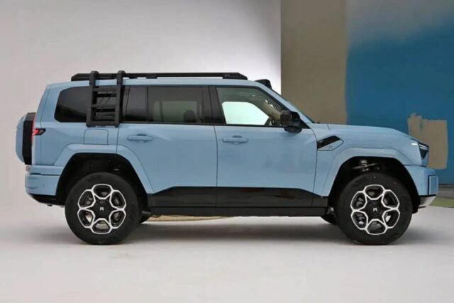 Dongfeng M-Hero M817