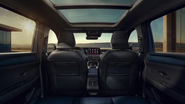 Renault Boreal interior