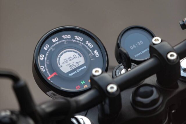 Royal Enfield Hunter 350 painel