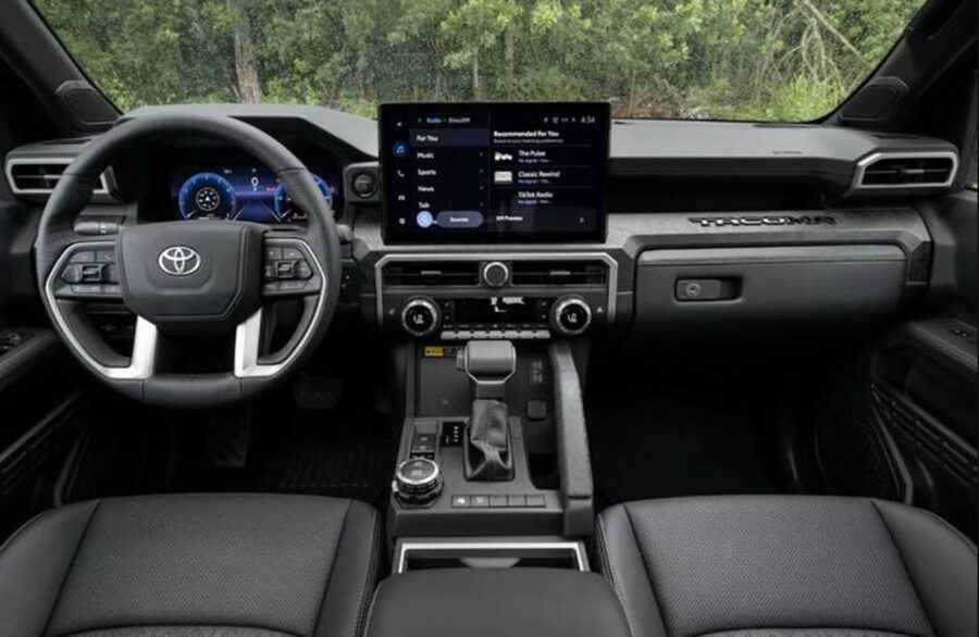 Nova Hilux 2026 tem novos detalhes divulgados no Japão 5 interior toyota tacoma