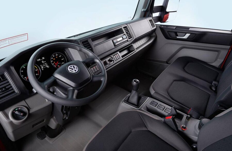 VW Delivery 2026 - Versões, equipamentos, dimensões e preços 2 interior vw delivery 2026