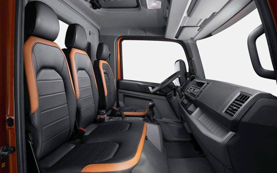 VW Delivery 2026 - Versões, equipamentos, dimensões e preços 3 interior vw delivery 2026