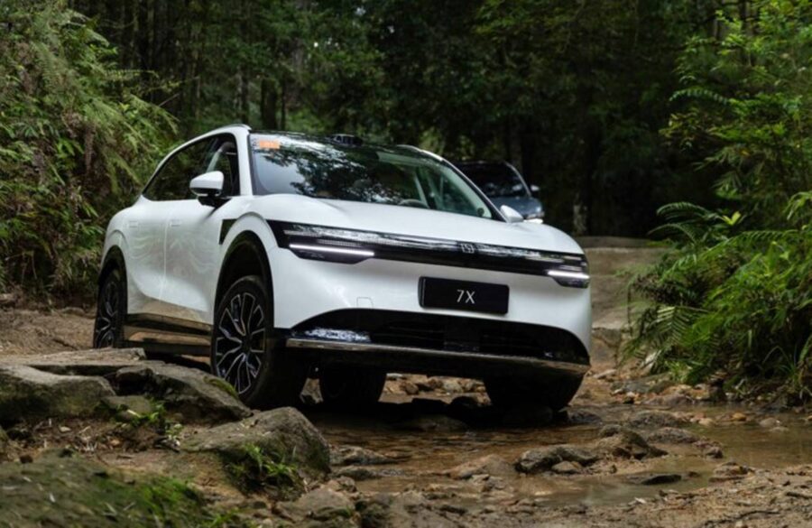 Zeekr 7X 2026 - SUV elétrico de 650 cv de 0 a 100 km/h em 3.8 segundos já está em pré-venda no Brasil 2 zeekr 7x