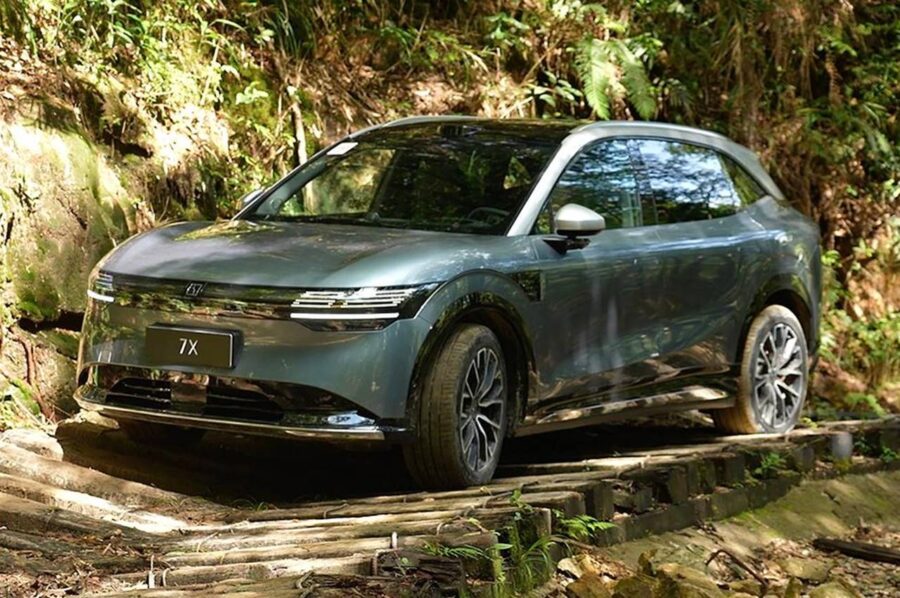 Zeekr 7X 2026 - SUV elétrico de 650 cv de 0 a 100 km/h em 3.8 segundos já está em pré-venda no Brasil 1 zeekr 7x