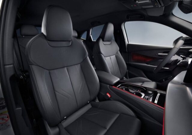 Novo Audi Q3 Sportback 2026 - Rival do BMW X2 e Mercedes GLA é mostrado na Alemanha 1