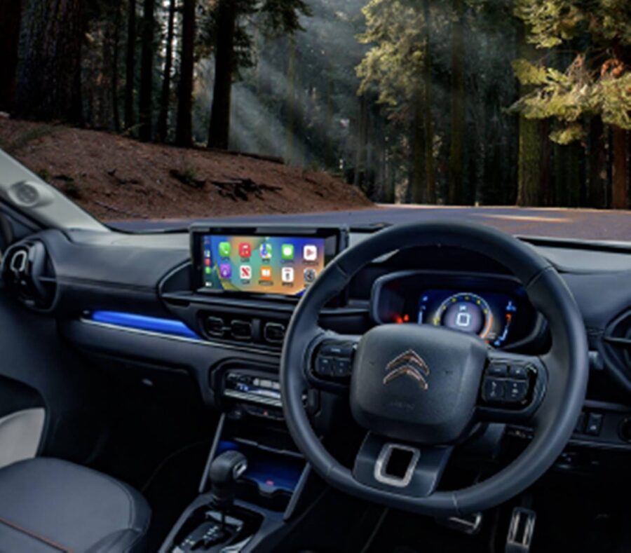 Citroën C3 2026 da Índia fica muito mais equipado e tem novas versões 4 Citroen C3 Sport interior