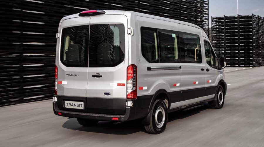 Ford Transit 2026 - Confira versões, equipamentos e preços 18 ford transit