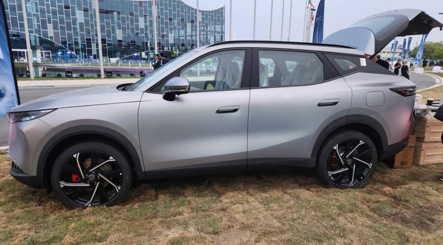 Omoda 7 - Em detalhes o SUV híbrido de 340 cv que chegará ao Brasil em setembro 2 omoda 7 2025