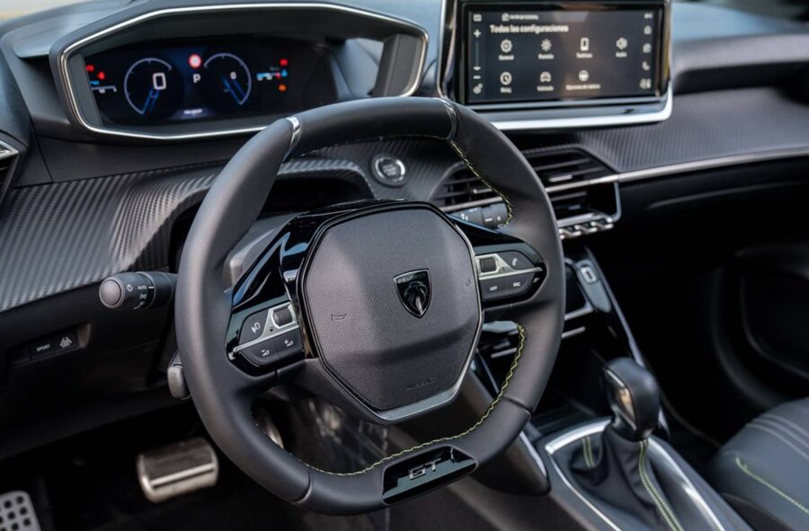 Peugeot 208 2026 - Versão micro híbrida do 208 chega ao Brasil no próximo mês 4 interior peugeot 208