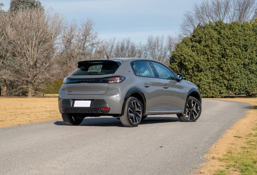 Peugeot 208 2026 - Versão micro híbrida do 208 chega ao Brasil no próximo mês 5 peugeot 208 2026