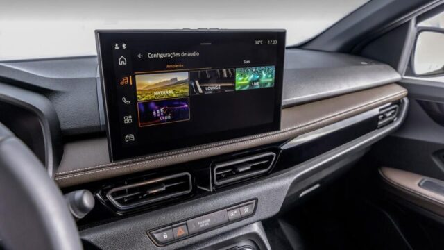 Renault Kardian Iconic interior