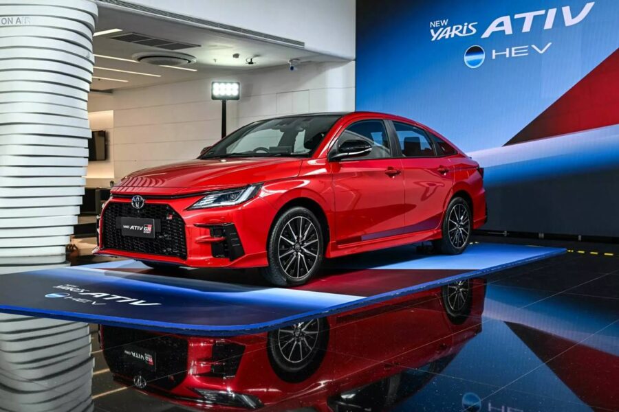 Home 3 Toyota Yaris Ativ GR Sport HEV hybrid