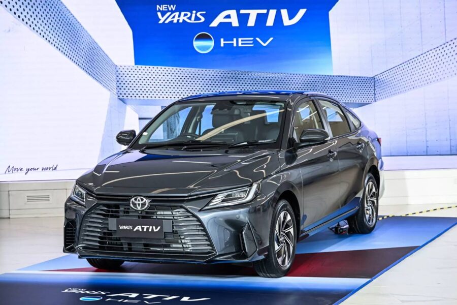 Toyota Yaris Ativ GR Sport - Sedan ganha versão híbrida esportiva, pena que não tem data para vir ao Brasil 5 Toyota Yaris HEV 2026
