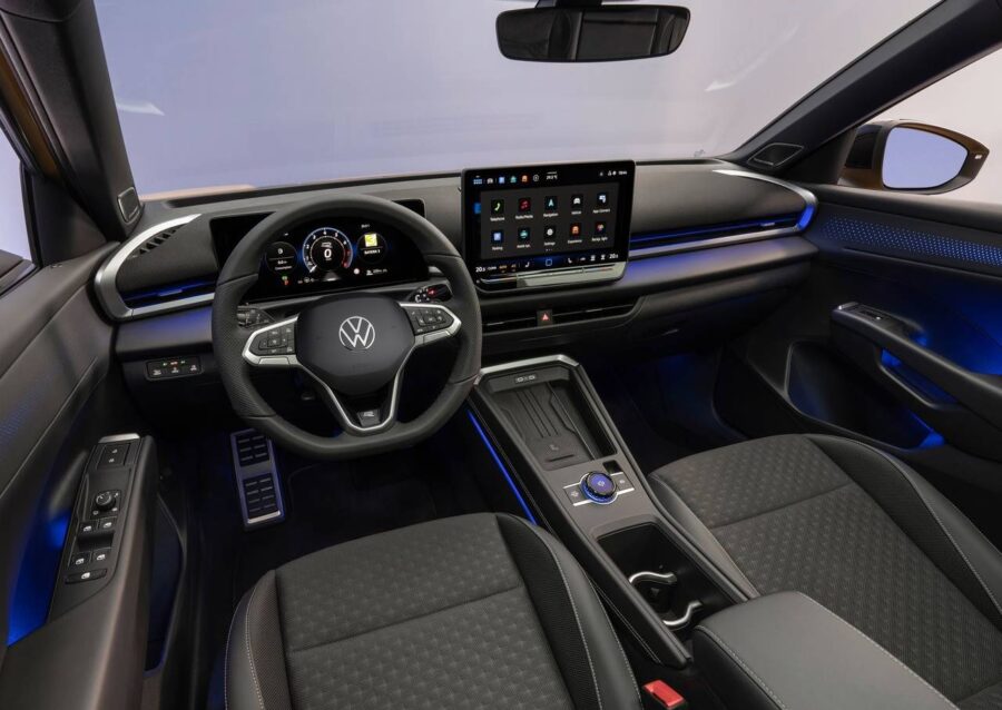 Novo Taos 2027 - Novo SUV da VW já roda em testes e pode se chamar Taos ao invés de T-Cross 10 t-roc 2026 interior