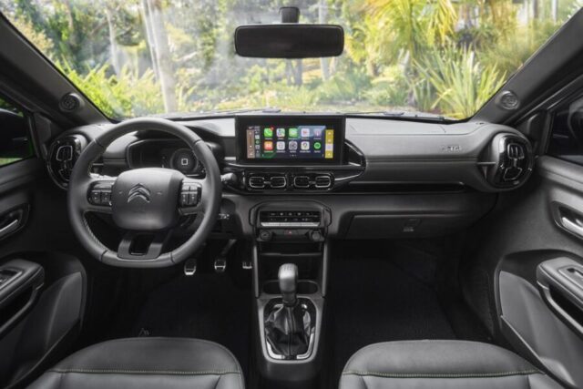 Citroen C3 XTR 2026 interior painel