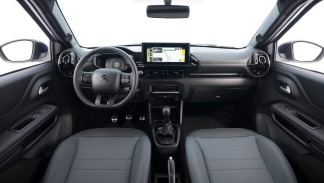 Citroen C3 XTR 2026 interior painel