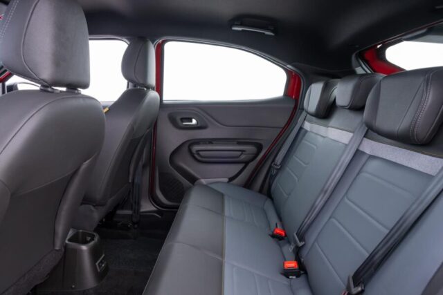 citroen basalt 2026 interior banco traseiro