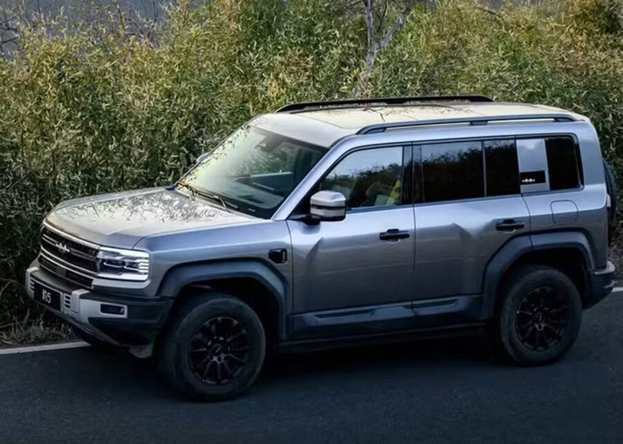 Denza Z9 GT 2026 - Com quase 1000 cv superesportivo chegará ao Brasil em outubro 10 Denza B5