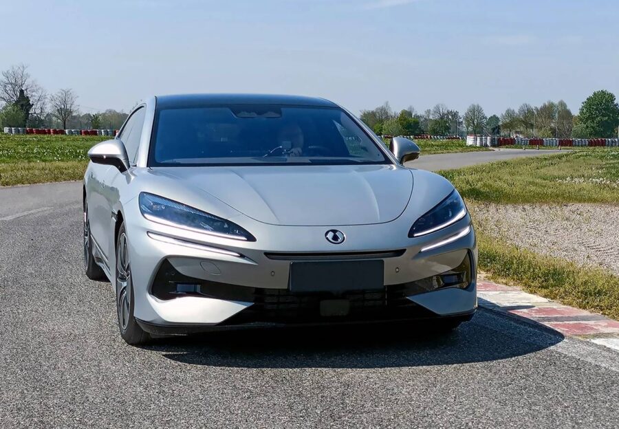 Denza Z9 GT 2026 - Com quase 1000 cv superesportivo chegará ao Brasil em outubro 1 denza z9 2026