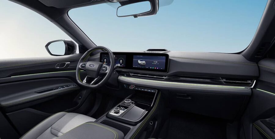 Ford Territory terá versão híbrida PHEV no Brasil, confira a potência, consumo e preço 4 Ford Territory PHEV Hybrid híbrido interior