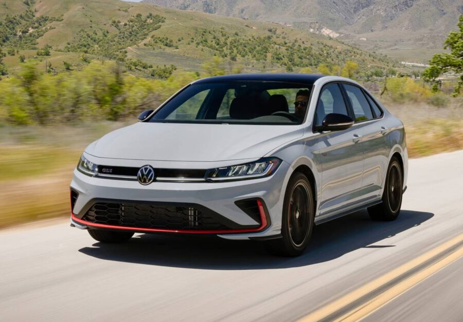 Jetta GLI 2026 - Com 231 CV sedan esportivo chega em outubro por R$ 269.900 1 novo jetta gli 2026