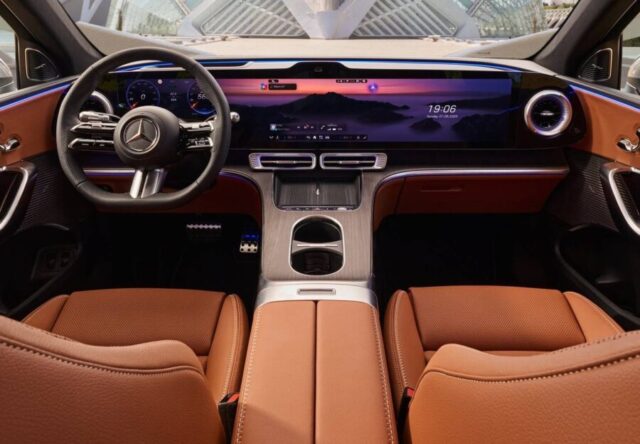 Mercedes GLC 2026 interior