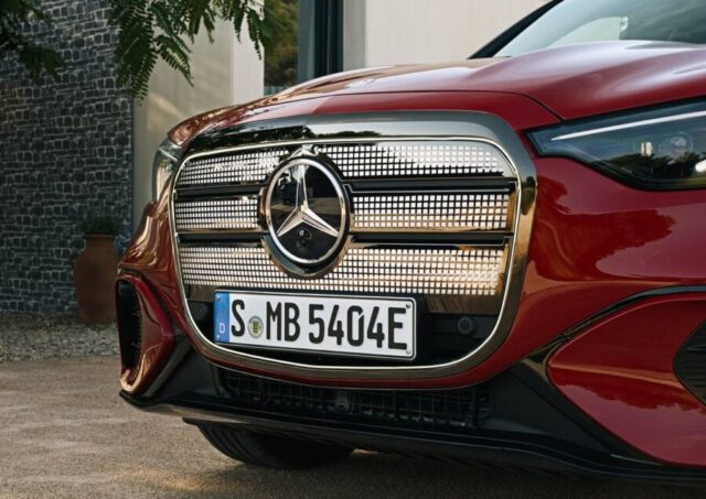 Mercedes GLC EV 2026 grade frontal