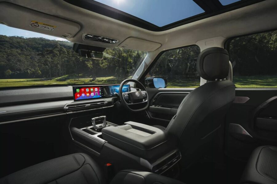 MGU9 - Primeira picape da marca é lançada na Austrália, será que virá ao Brasil? 4 MGU9 interior