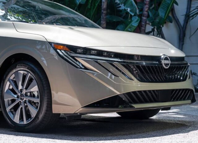 Nissan Sentra 2026 detalhe dianteira