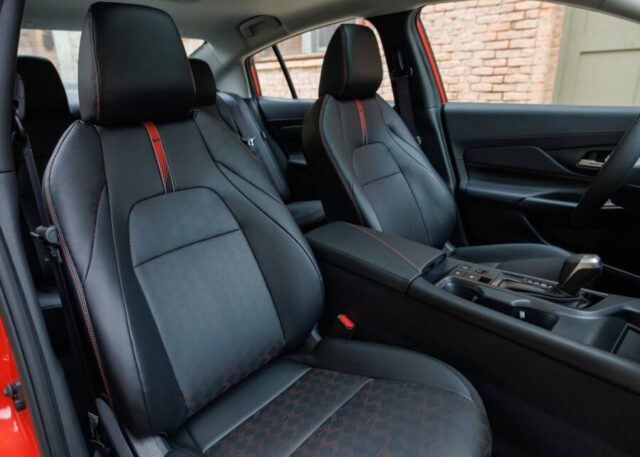 Nissan Sentra 2026 interior bancos