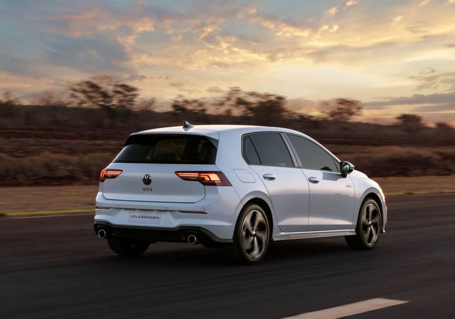 Novo Golf GTI 2026 - Esportivo chega por R$ 430.000 e venda a lá Ferrari 9 Novo Golf GTI 2026