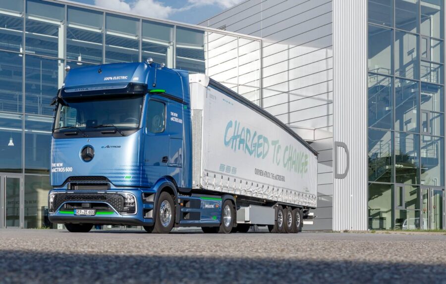 Novo Mercedes Actros 2026 tem visual polêmico, mas é recheado de tecnologias 13 mercedes eactros 600 2026