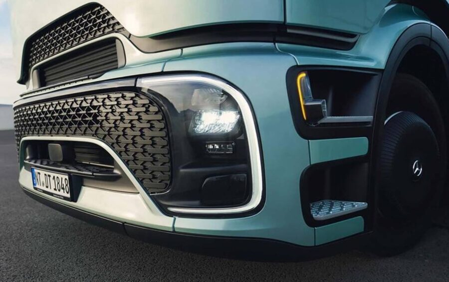 Novo Mercedes Actros 2026 tem visual polêmico, mas é recheado de tecnologias 3 mercedes actros