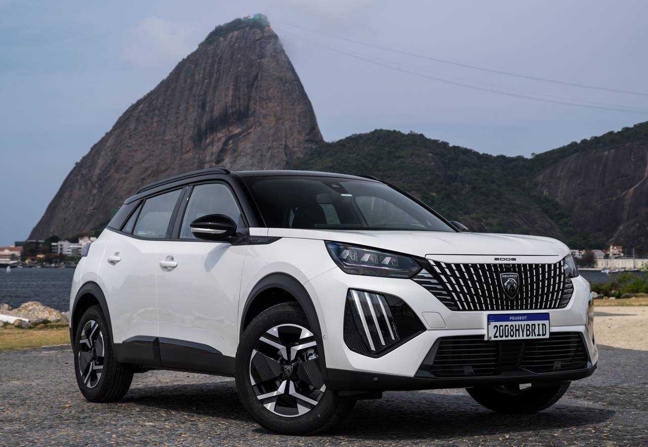 Peugeot 2008 2026 - Ganha sistema híbrido leve, porém fica mais caro e menos equipado 5 peugeot 2008 2026