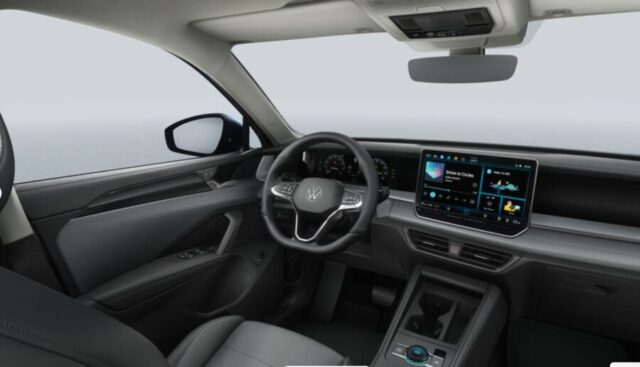 VW Tiguan 2026 interior versão Life